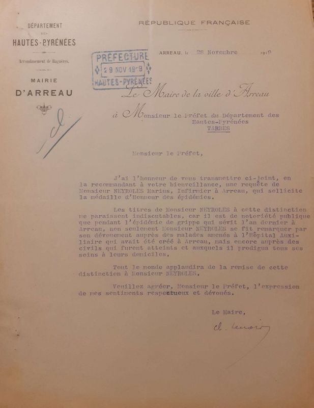 Soutien apporté par le maire d'Arreau à l'infirmier Marius Neyrolles, candidat à l'obtention de la médaille des épidémies (1919) - ADHP, 1 M 331