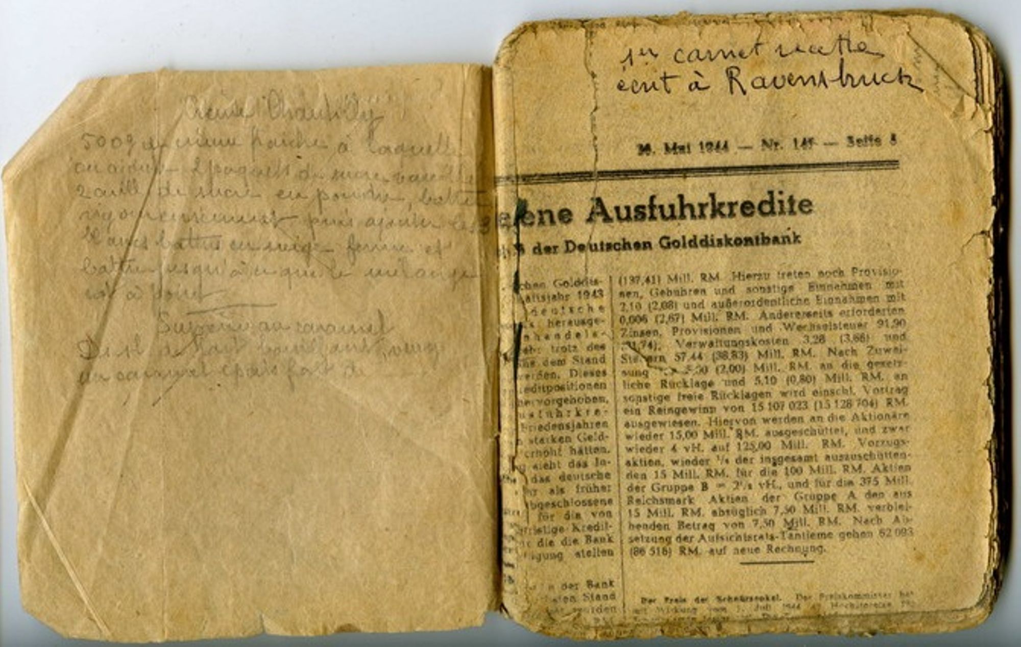 Un cahier confectionné dans le plus grand secret avec des moyens de fortune, haut de 11 cm et large de 14 cm (84 J)