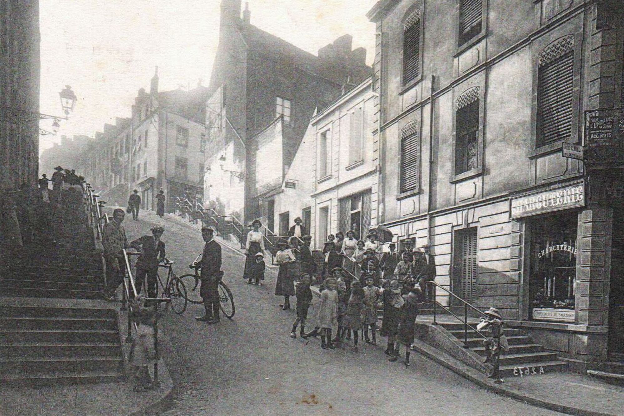Le Creusot, un monde particulier sous le regard de Pierre Ferrier
